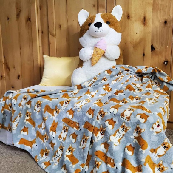 Corgi Fleece Throw Blanket 54"x60" - Picture 4 of 10